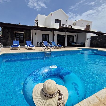Villablanca Mar Heated Private Pool In A Charming Retreat Of Serenity Playa Blanca  Bagian luar foto